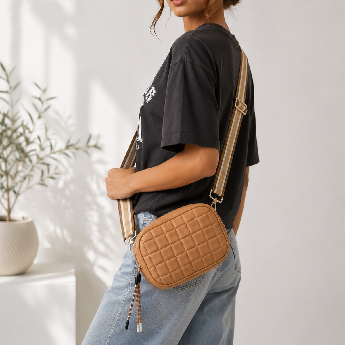 The City Sprint Puffer Belt Bag - Neutral Beige