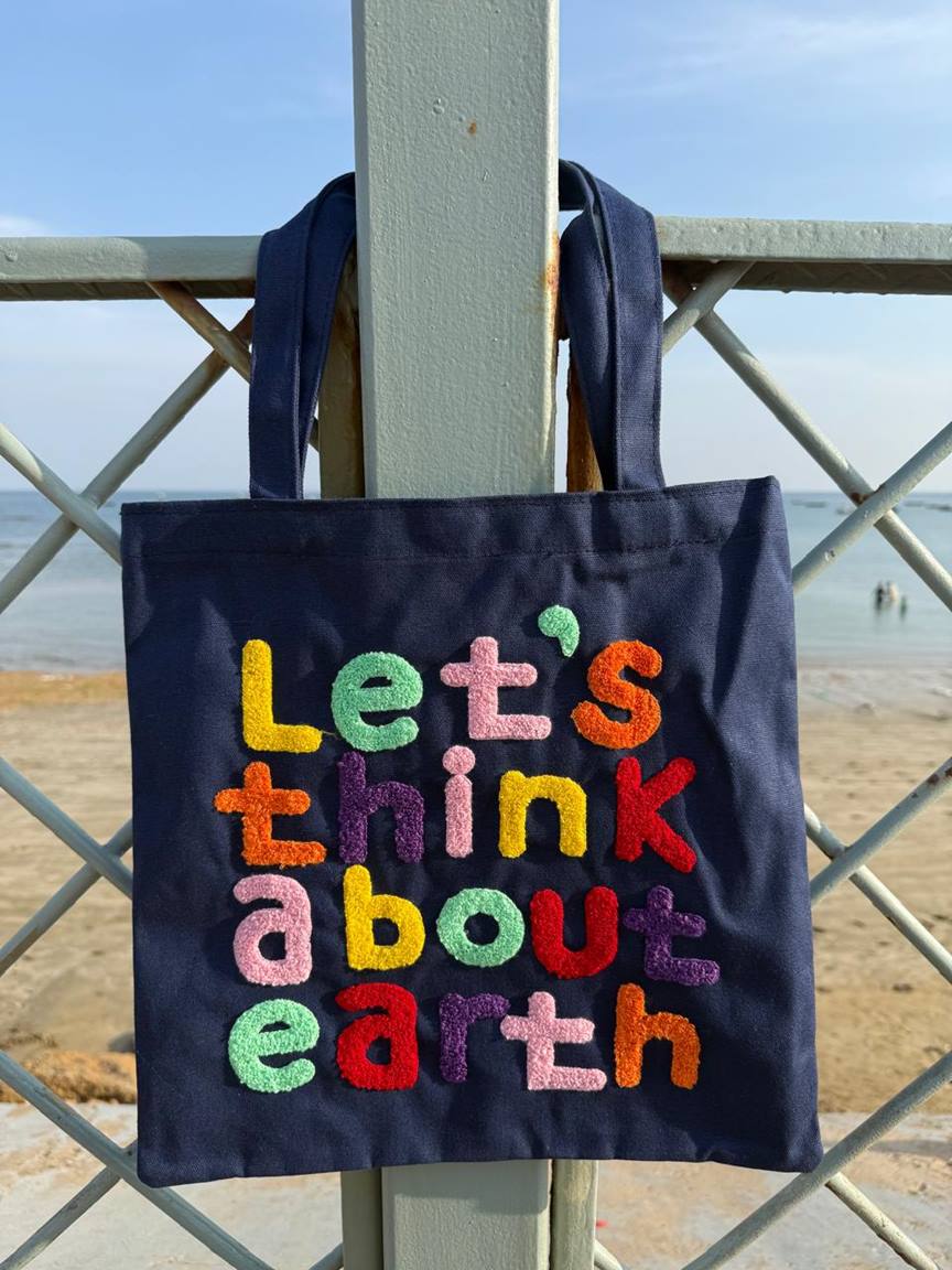 The Kind-Earth Chromatic Tote – Deep Ocean Blue