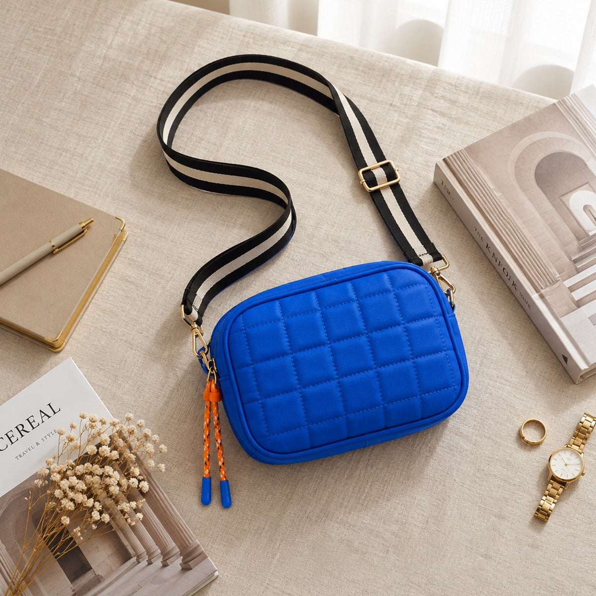 The City Sprint Puffer Belt Bag - Royal Blue